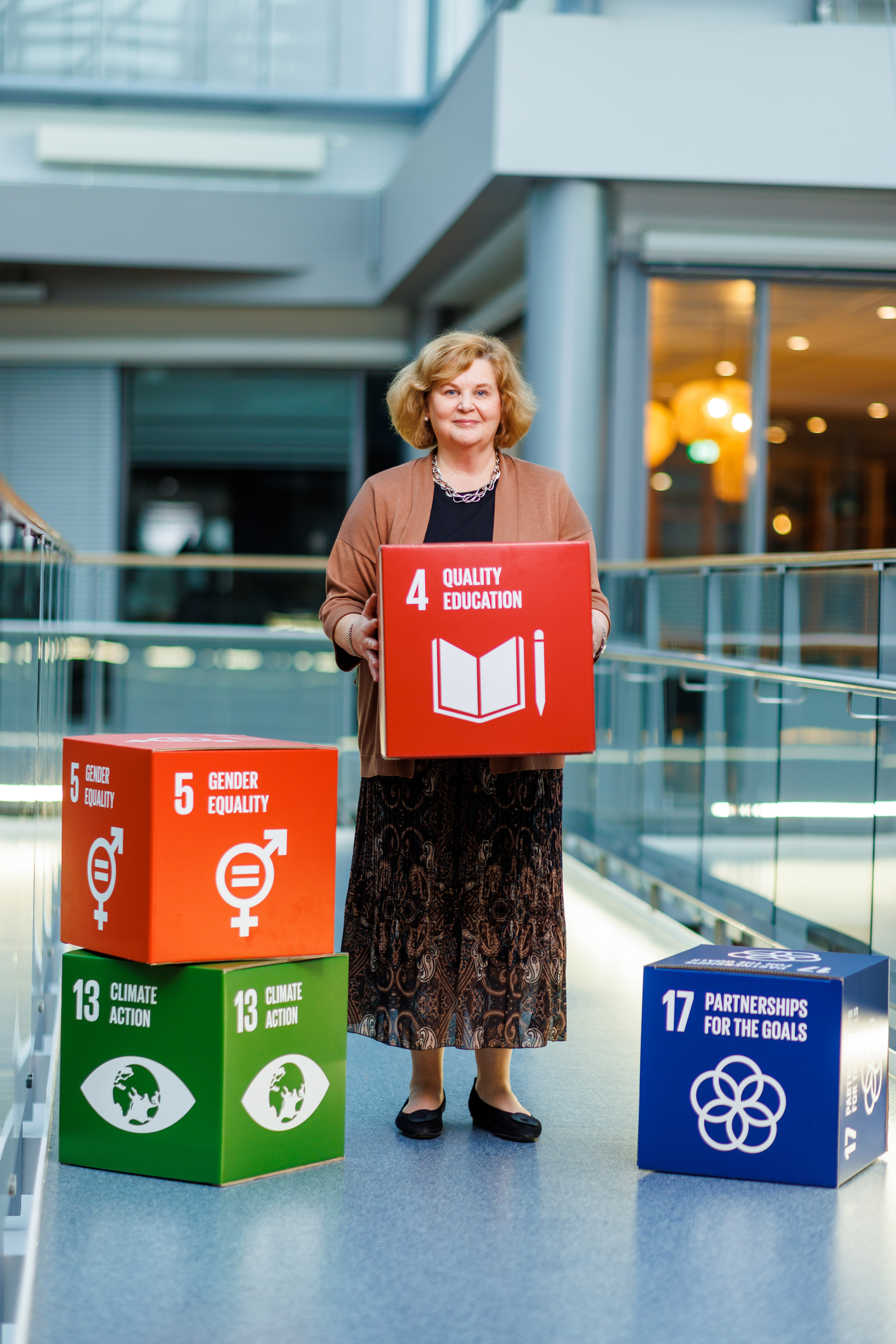 Karen Spens with SD Gs